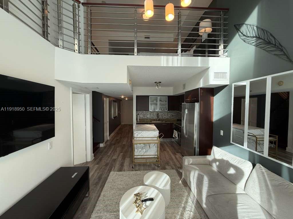 41 Southeast 5th Street, Unit 708 Miami, FL 33131 - Photo 5 of 29