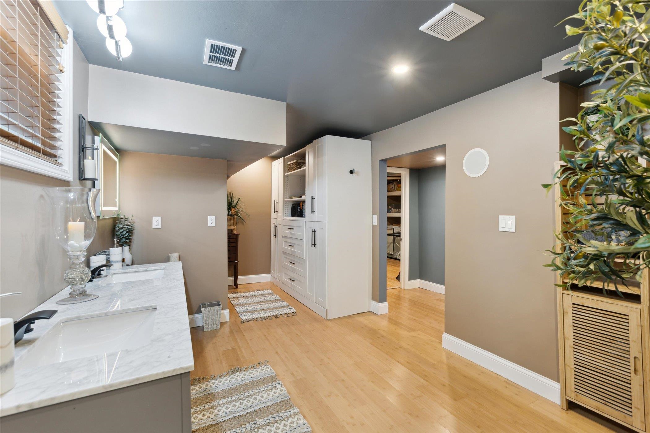 1010 6th Street Bay City, MI 48708 - Photo 37 of 54