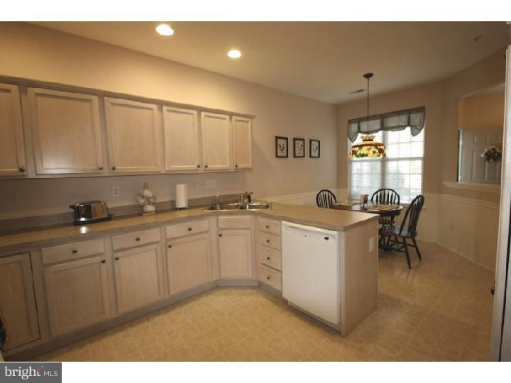 1603 Yorktown Road, Unit 41 Jamison, PA 18929 - Photo 7 of 25 Kitchen