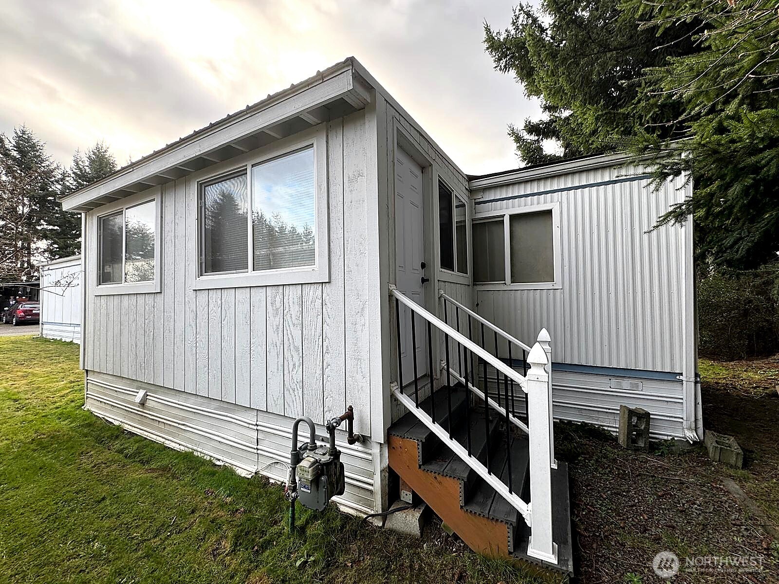 2210 Old Highway 99 South Road, Unit 31 Mount Vernon, WA 98273 - Photo 21 of 23 a front view of house with yard