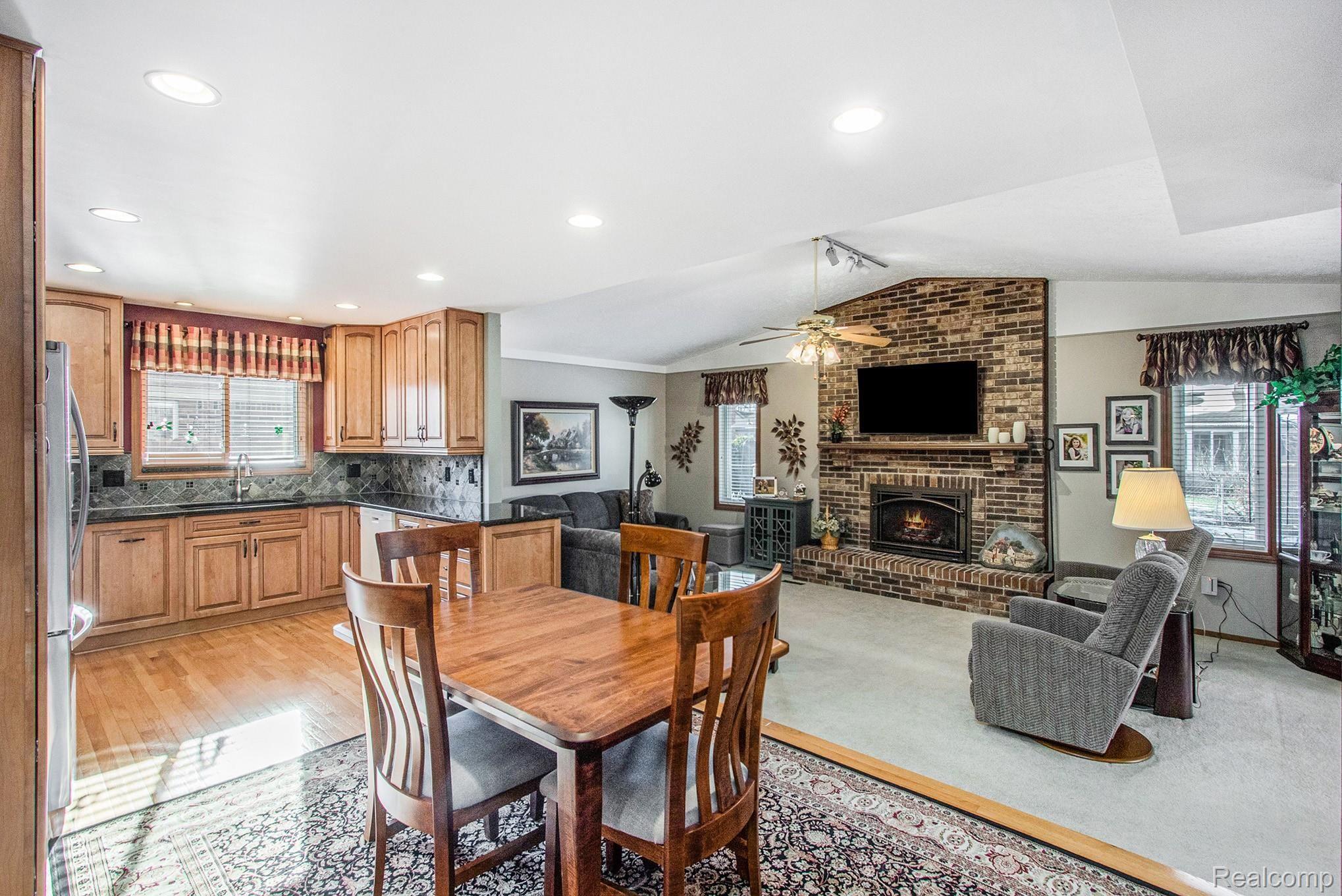 47605 Chrys Road Macomb, MI 48044 - Photo 10 of 37 0N2A8724.jpg