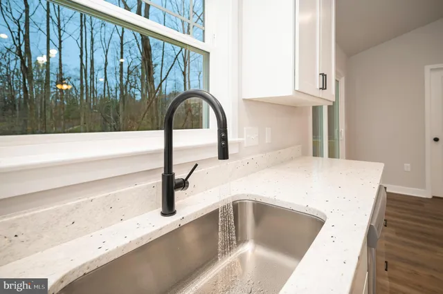 a close view of sink