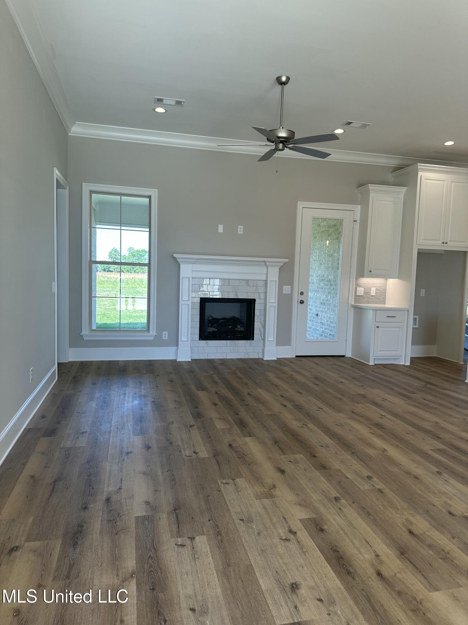 485 Aurora Circle Canton, MS 39046 - Photo 2 of 37 IMG_3557