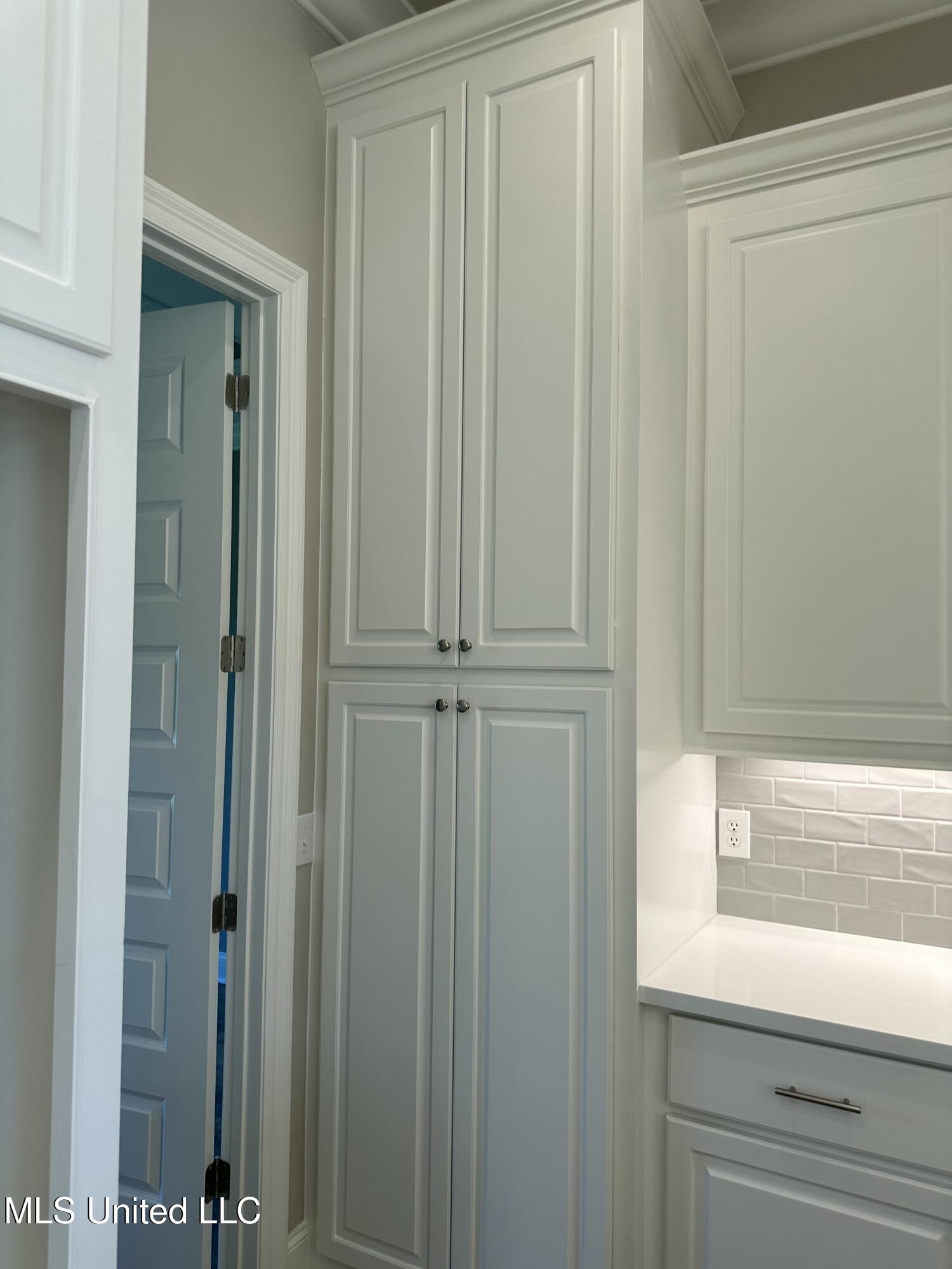 485 Aurora Circle Canton, MS 39046 - Photo 10 of 37 IMG_3585