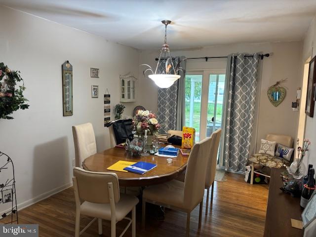 3165 Oak Road Huntingdon Valley, PA 19006 - Photo 18 of 27 Dining room