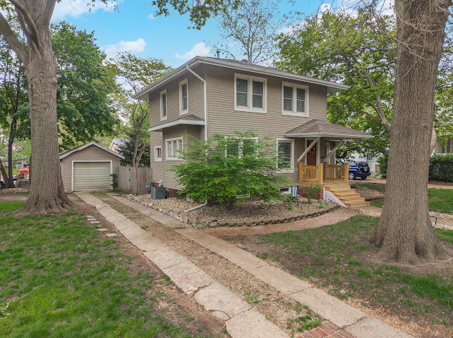 30 Payne Place Normal, IL 61761 - Photo 2 of 33