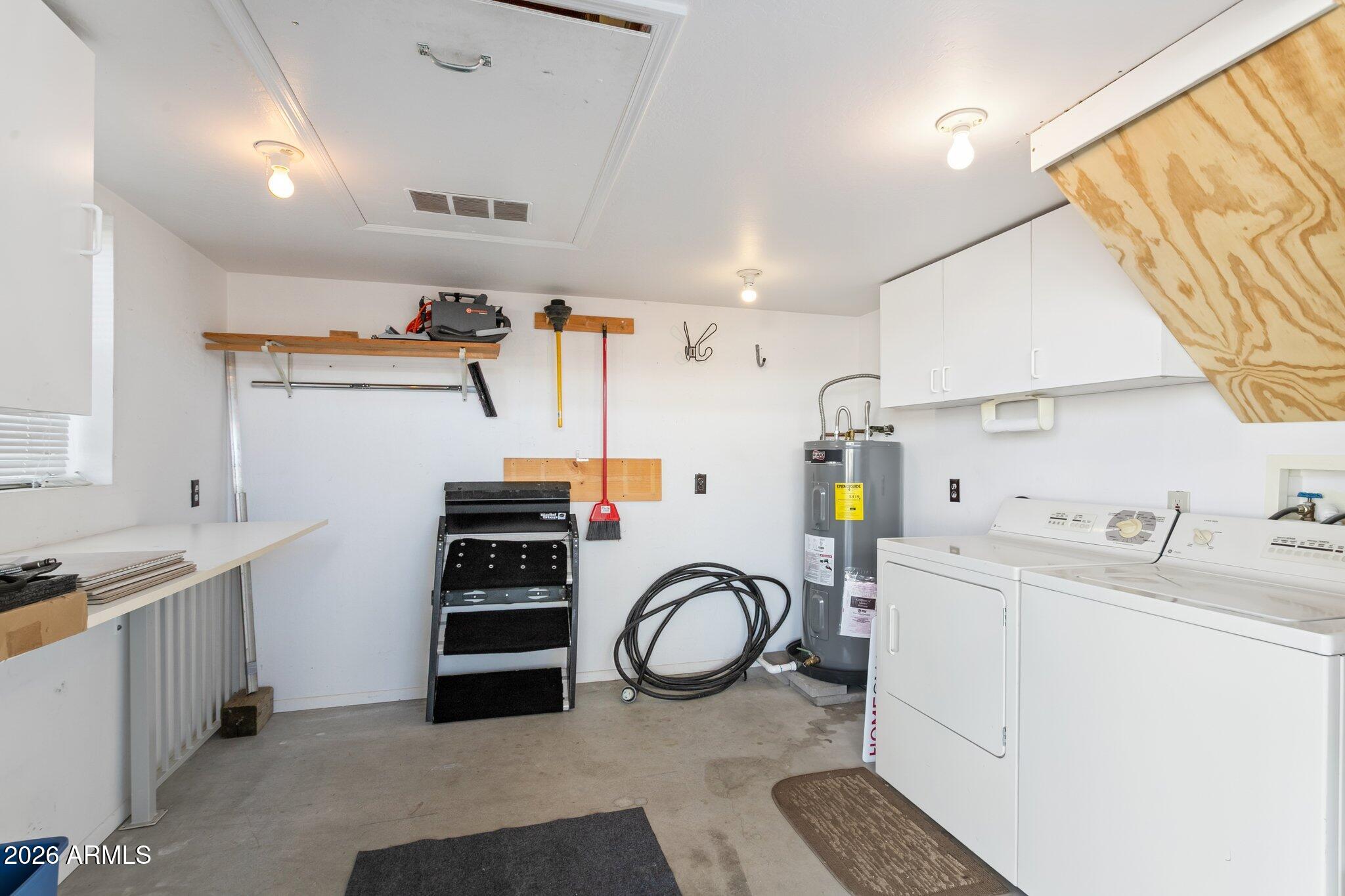17200 West Bell Road, Unit 869 Surprise, AZ 85374 - Photo 20 of 25 a storage room with cabinets