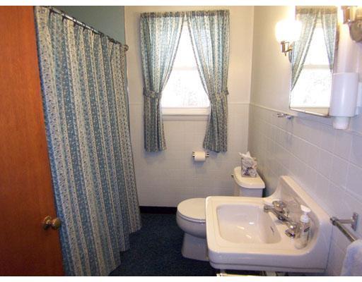 110 Silver Road Bangor, ME 04401 - Photo 6 of 25 Bathroom.
