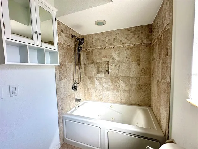 $1,999 | 4395 Hansard Avenue, North Port, FL 34286