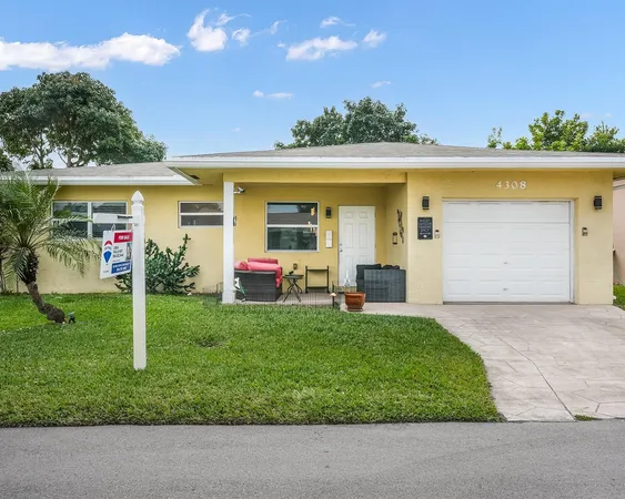 $389,900 | 4308 Northwest 47th Court, Tamarac, FL 33319