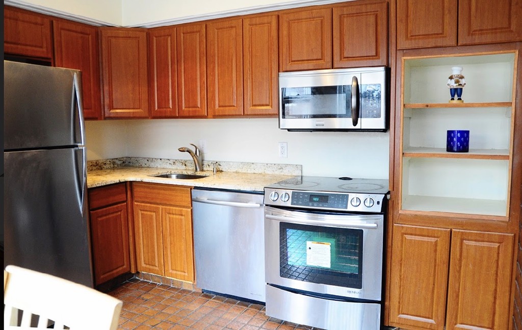37 St Paul Street, Unit 3 Brookline, MA 02446 - Photo 7 of 7