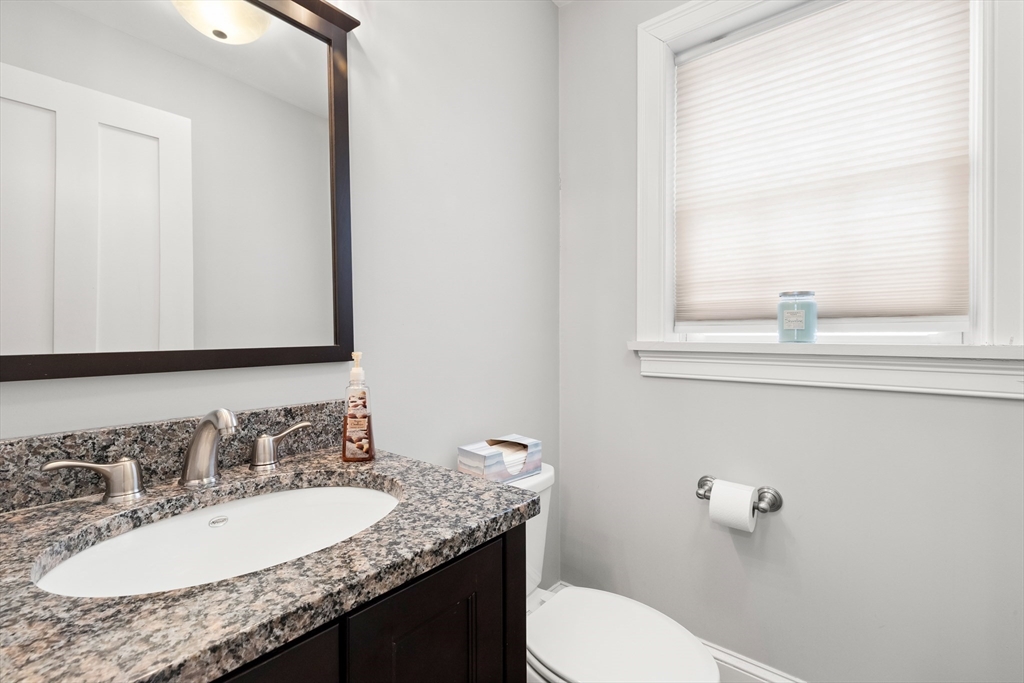 52 Andover Street Georgetown, MA 01833 - Photo 18 of 38