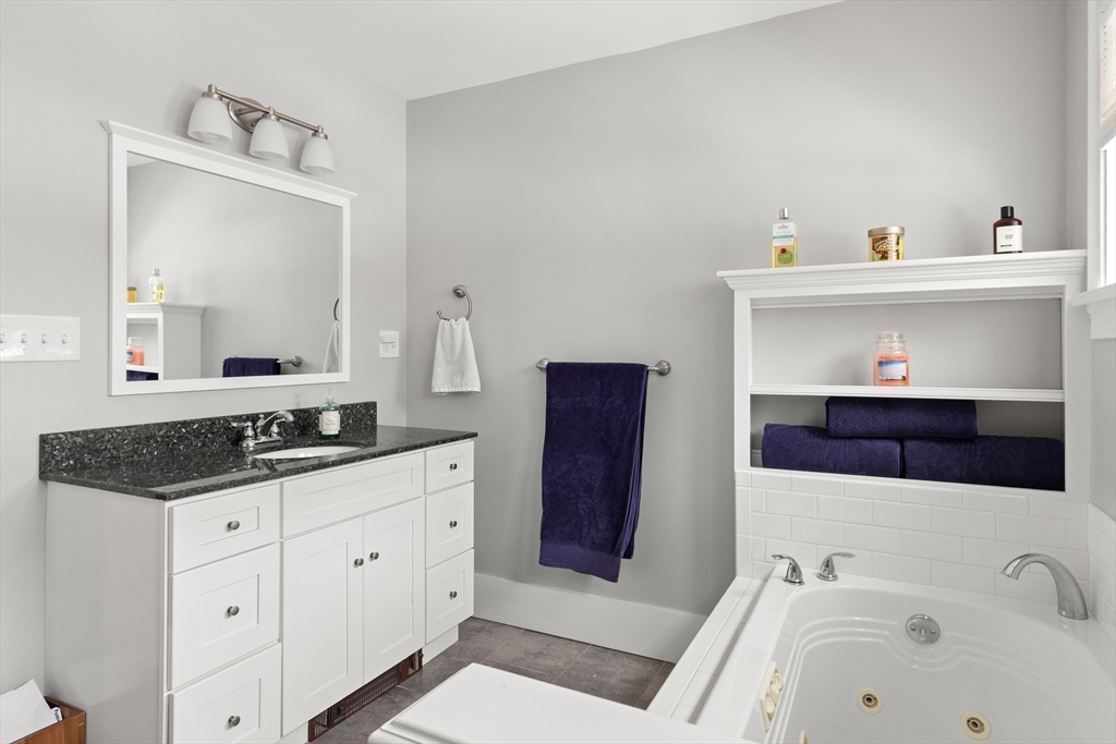 52 Andover Street Georgetown, MA 01833 - Photo 24 of 38