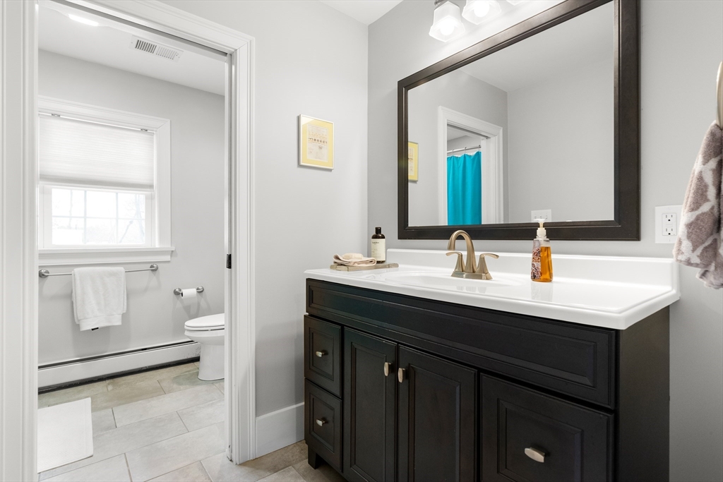 52 Andover Street Georgetown, MA 01833 - Photo 29 of 38