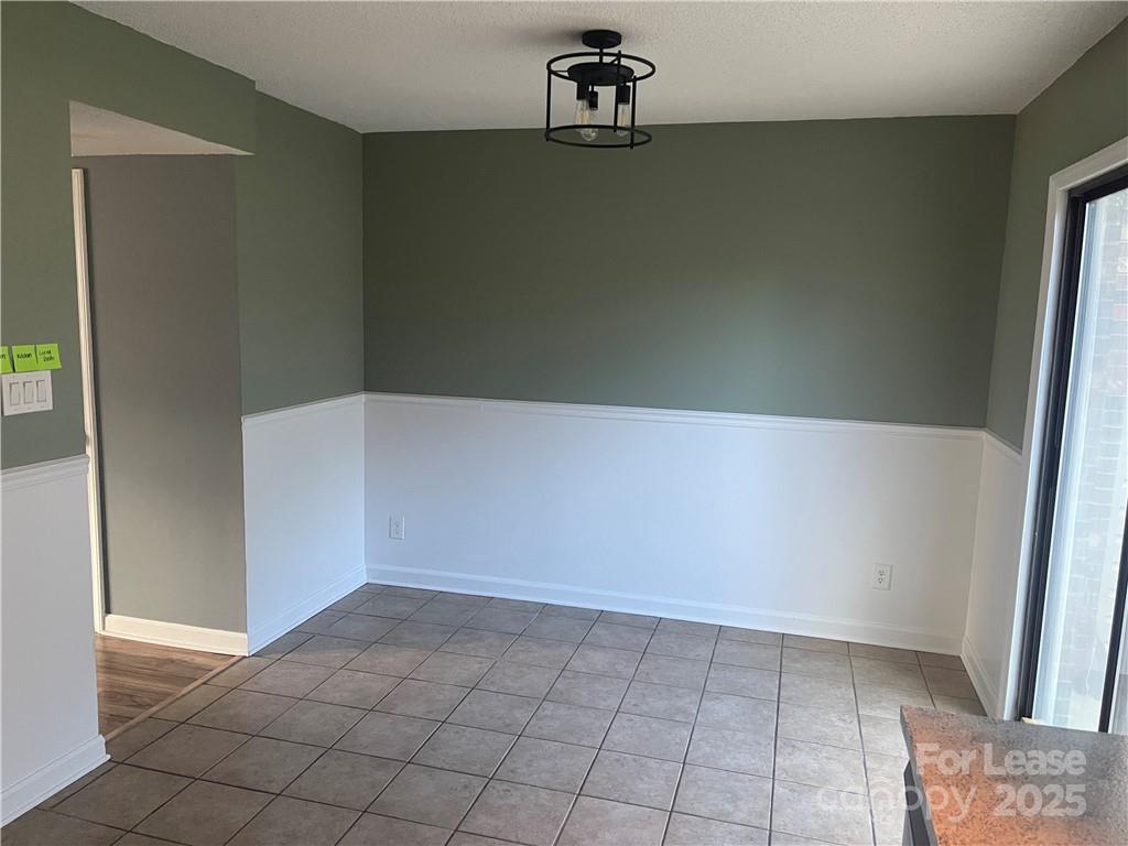 1425 20th Avenue Northeast Hickory, NC 28601 - Photo 9 of 22 an empty room