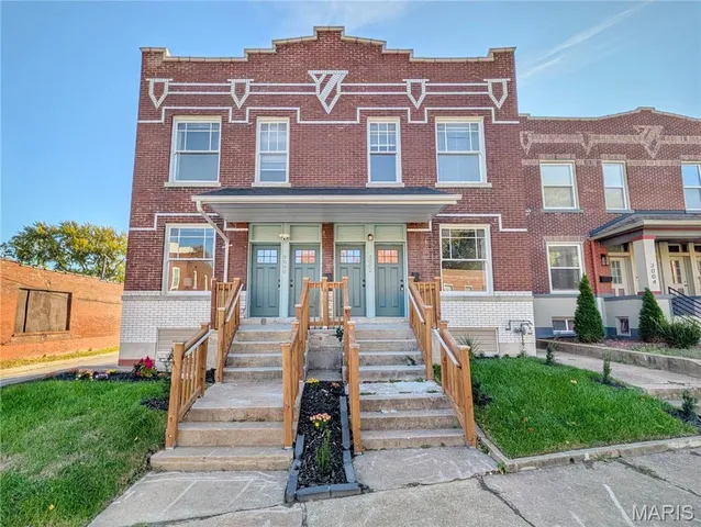 $269,900 | 3002 California Street, St. Louis, MO 63118