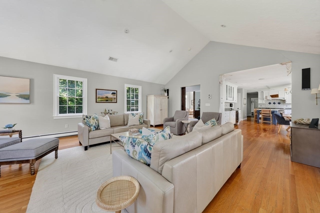 60 Old Oaken Bucket Road Norwell, MA 02061 - Photo 8 of 41