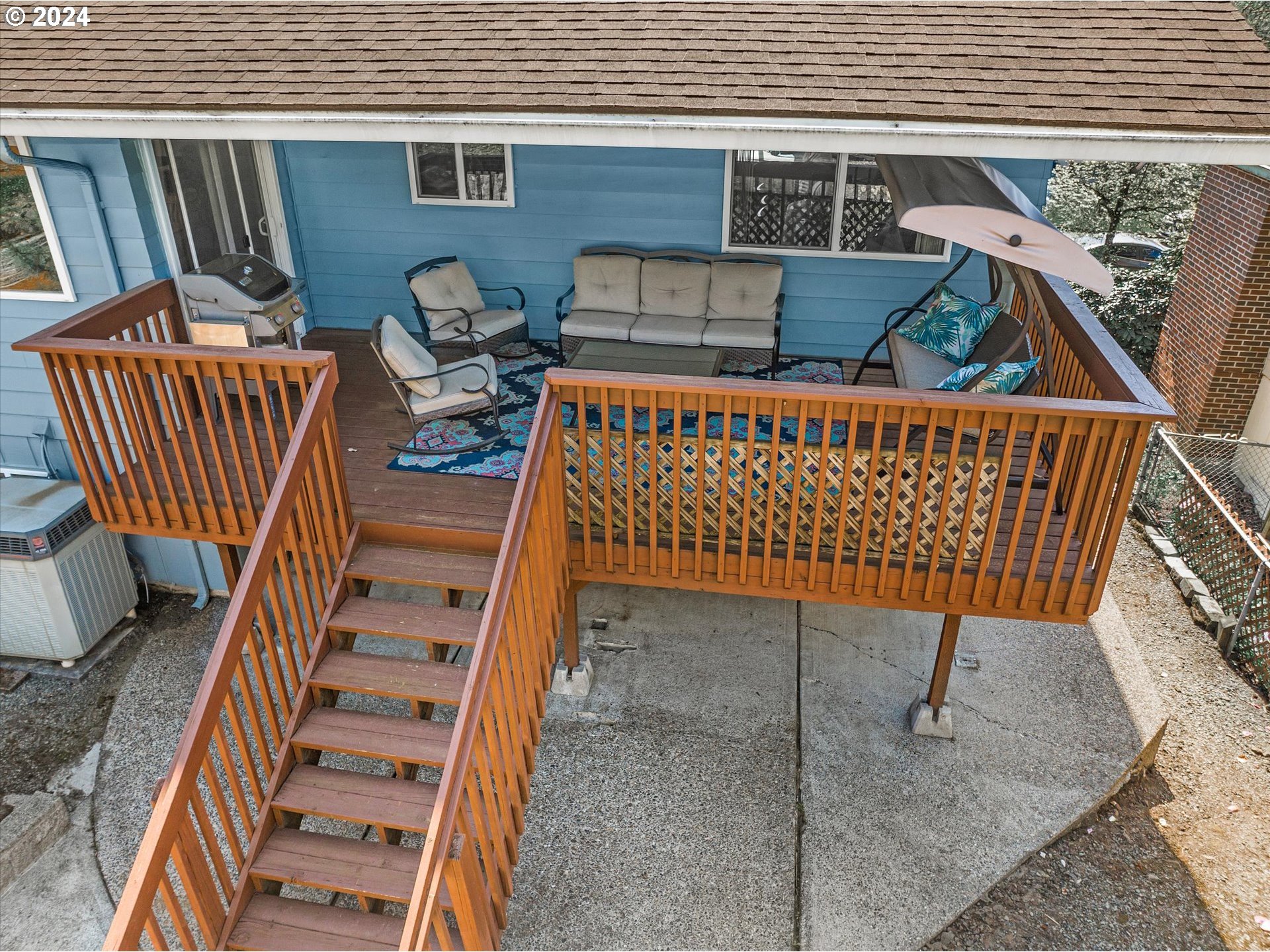 7575 Ridgewood Drive Gladstone, OR 97027 - Photo 6 of 24 Gallery Image 6