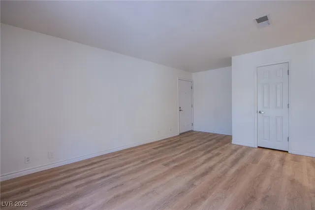 $1,045 | 4310 Sandy River Drive, Unit 70, Las Vegas, NV 89103
