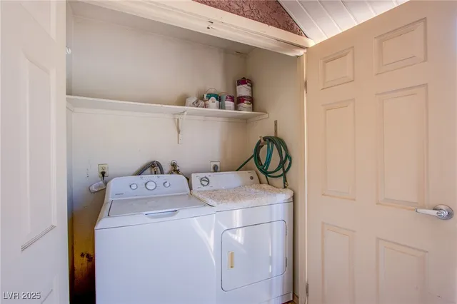 $1,045 | 4310 Sandy River Drive, Unit 70, Las Vegas, NV 89103