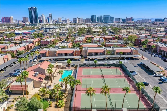 $1,045 | 4310 Sandy River Drive, Unit 70, Las Vegas, NV 89103