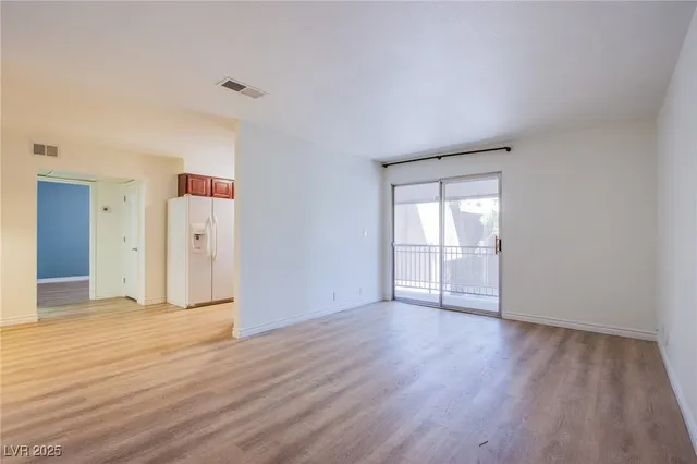 $1,045 | 4310 Sandy River Drive, Unit 70, Las Vegas, NV 89103