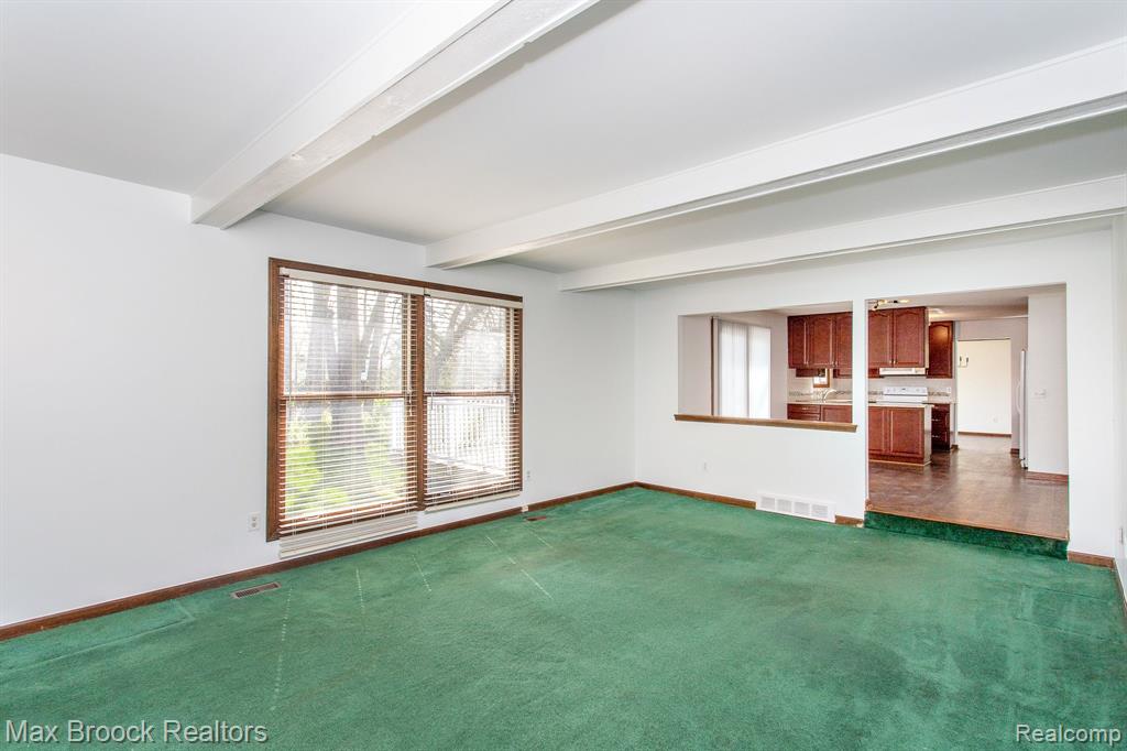 1772 North Kilburn Road Rochester Hills, MI 48306 - Photo 20 of 49
