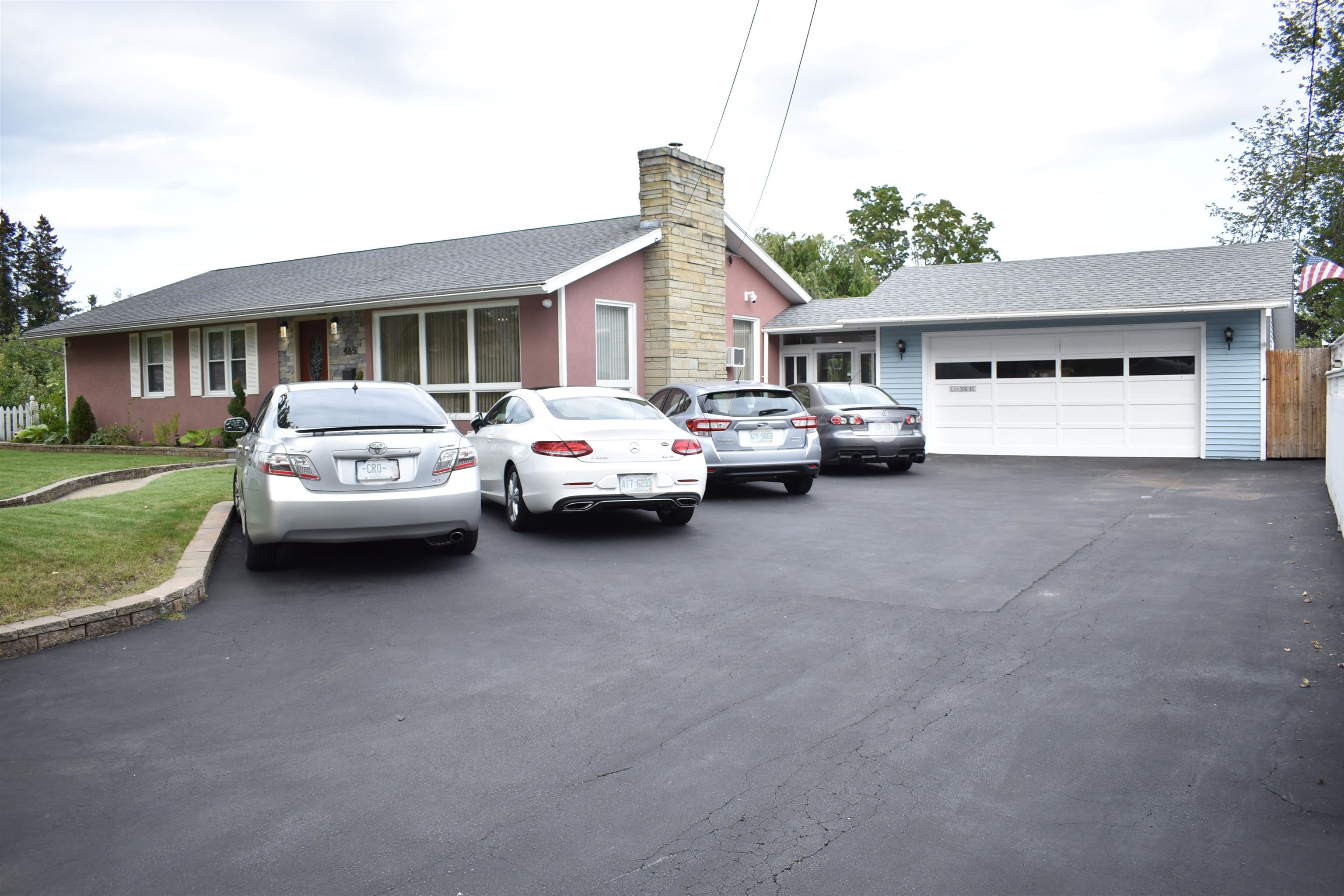 465 Reed Street Manchester, NH 03102 - Photo 2 of 40
