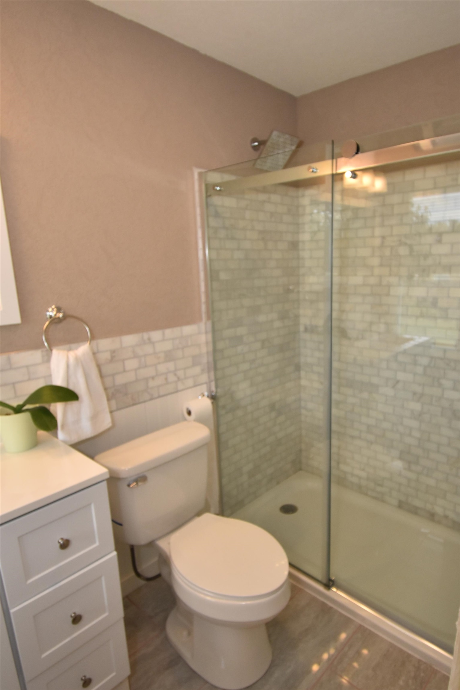 465 Reed Street Manchester, NH 03102 - Photo 10 of 40