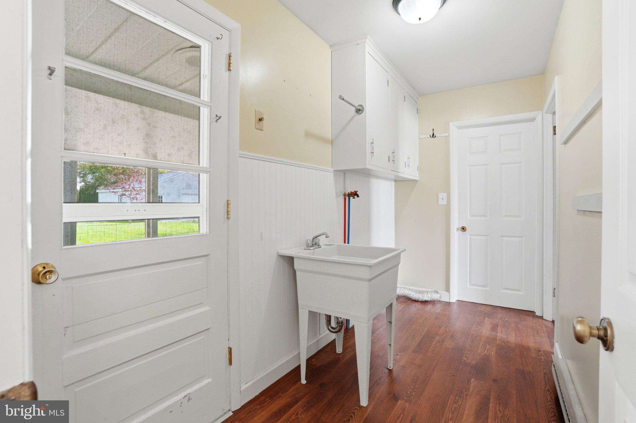 684 Hunsicker Road Telford, PA 18969 - Photo 29 of 89 Bright and inviting laundry space.