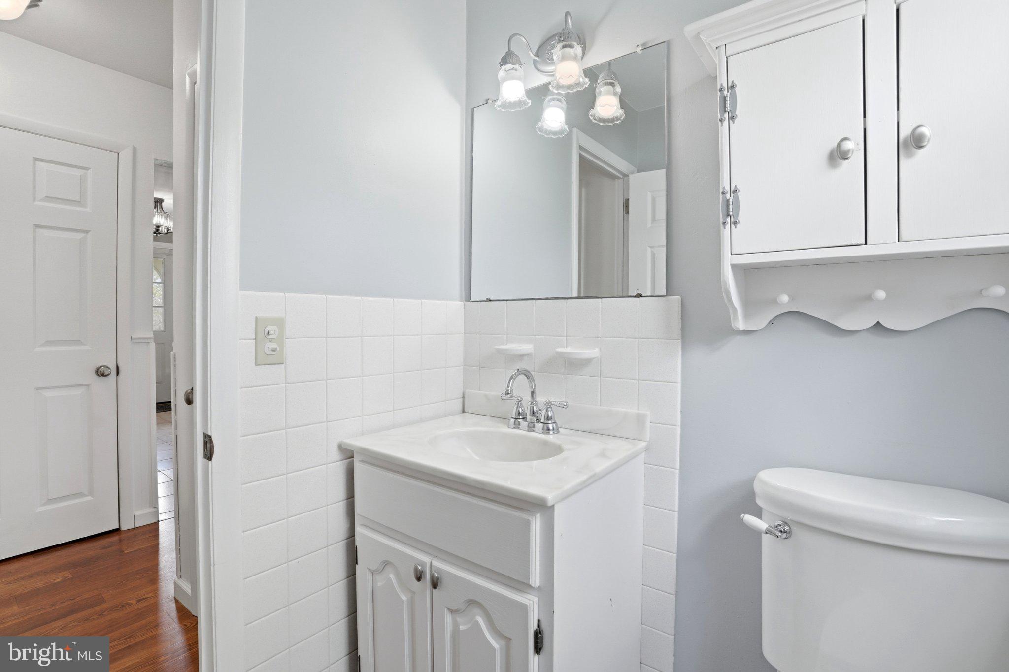 684 Hunsicker Road Telford, PA 18969 - Photo 31 of 89 Charming bathroom with modern touches.