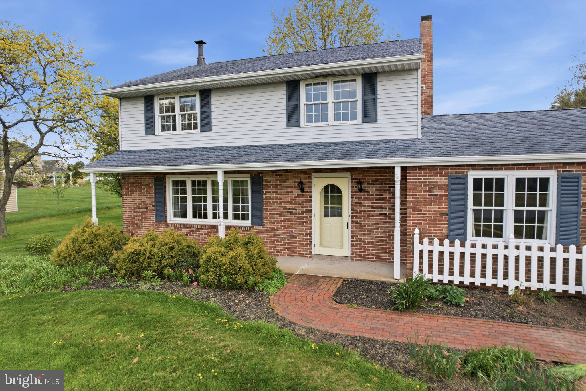 684 Hunsicker Road Telford, PA 18969 - Photo 7 of 89 Charming brick home with inviting porch.