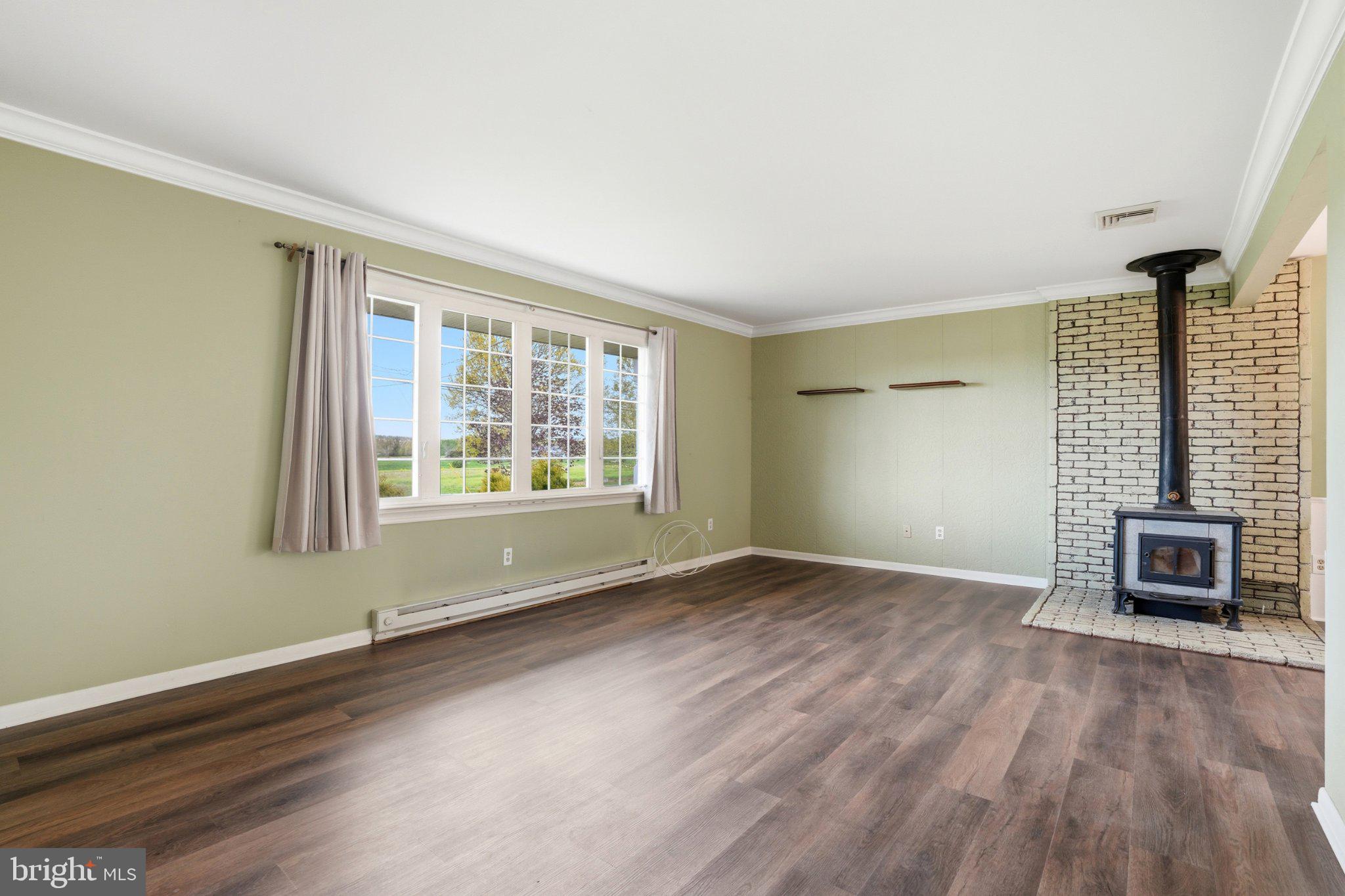 684 Hunsicker Road Telford, PA 18969 - Photo 10 of 89 Spacious room with serene views.