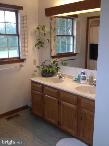 1061 Lombard Road Rising Sun, MD 21911 - Photo 10 of 24 Bath