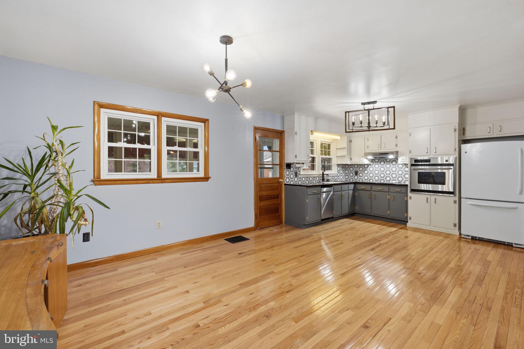 14983 Charles Town Road Charles Town, WV 25414 - Photo 15 of 80