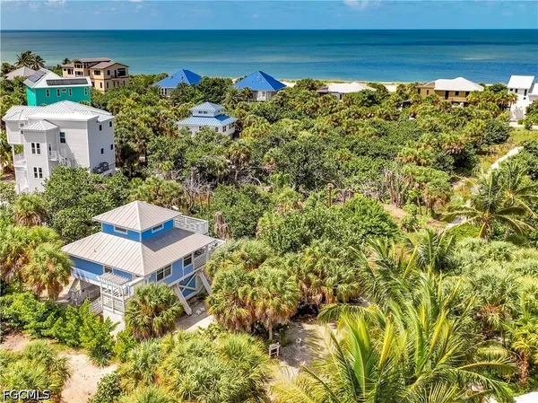 $624,900 | 4561 Smugglers Drive, Upper Captiva, FL 33924