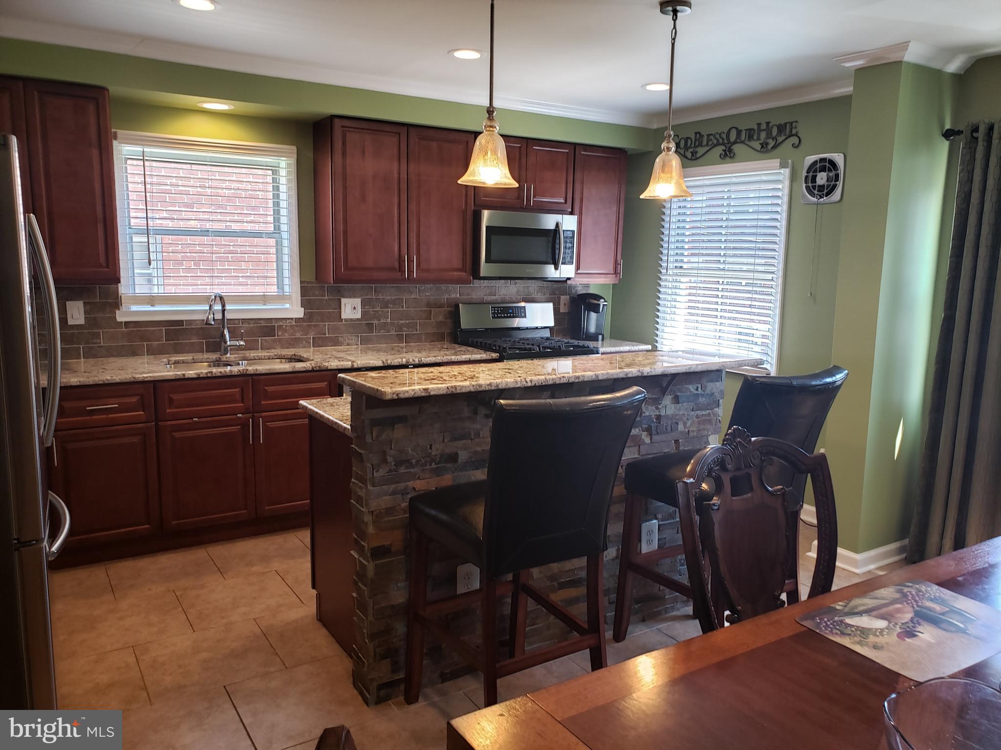 3736 Lankenau Road Philadelphia, PA 19131 - Photo 5 of 18 Gallery Image 5