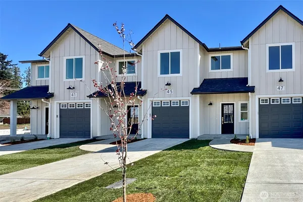 $419,950 | 41 Sussex Court, Sequim, WA 98382