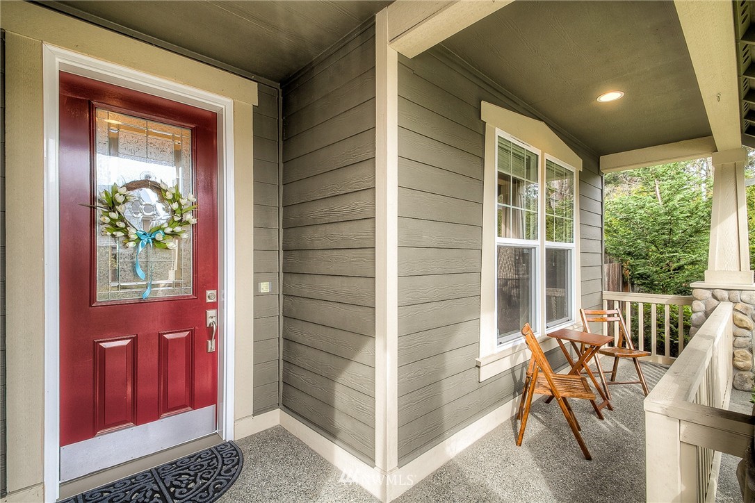 987 Jericho Place Northeast Renton, WA 98059 - Photo 2 of 25