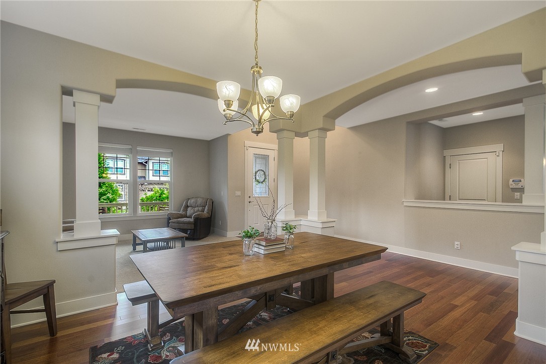987 Jericho Place Northeast Renton, WA 98059 - Photo 6 of 25