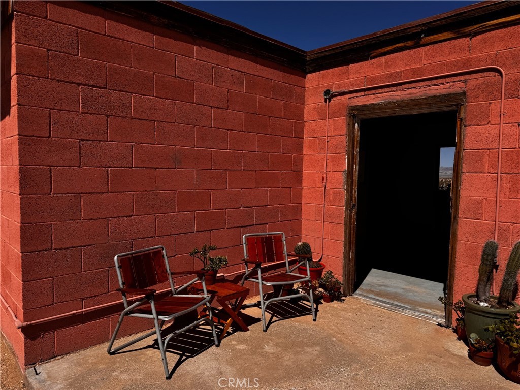 6615 Thunder Road Twentynine Palms, CA 92277 - Photo 4 of 14