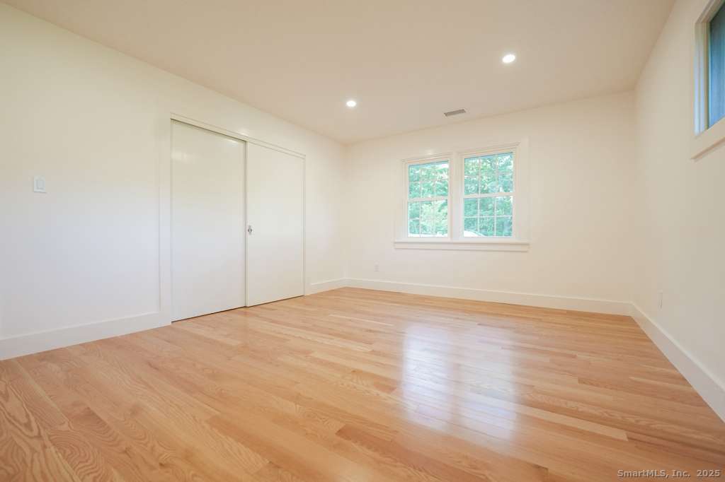 45 Frenchtown Road Trumbull, CT 06611 - Photo 12 of 24