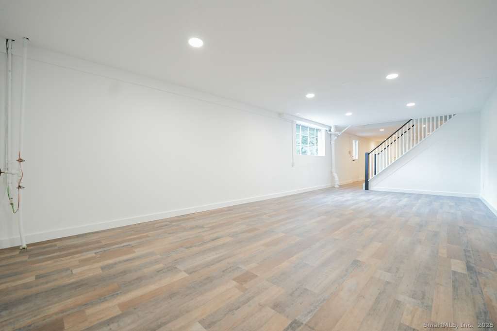 45 Frenchtown Road Trumbull, CT 06611 - Photo 8 of 24