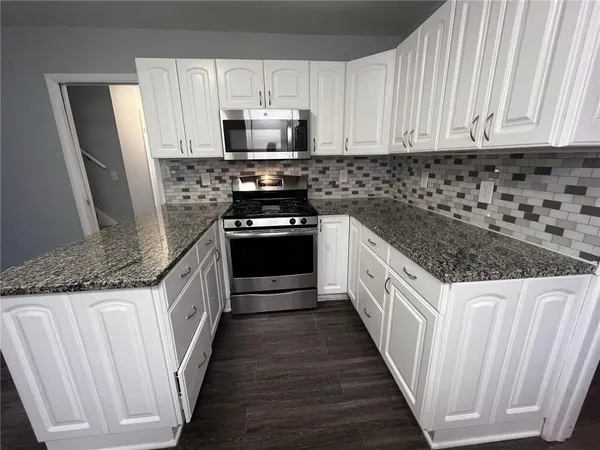 $1,795 | 4016 Elmscourt Drive, Stone Mountain, GA 30083