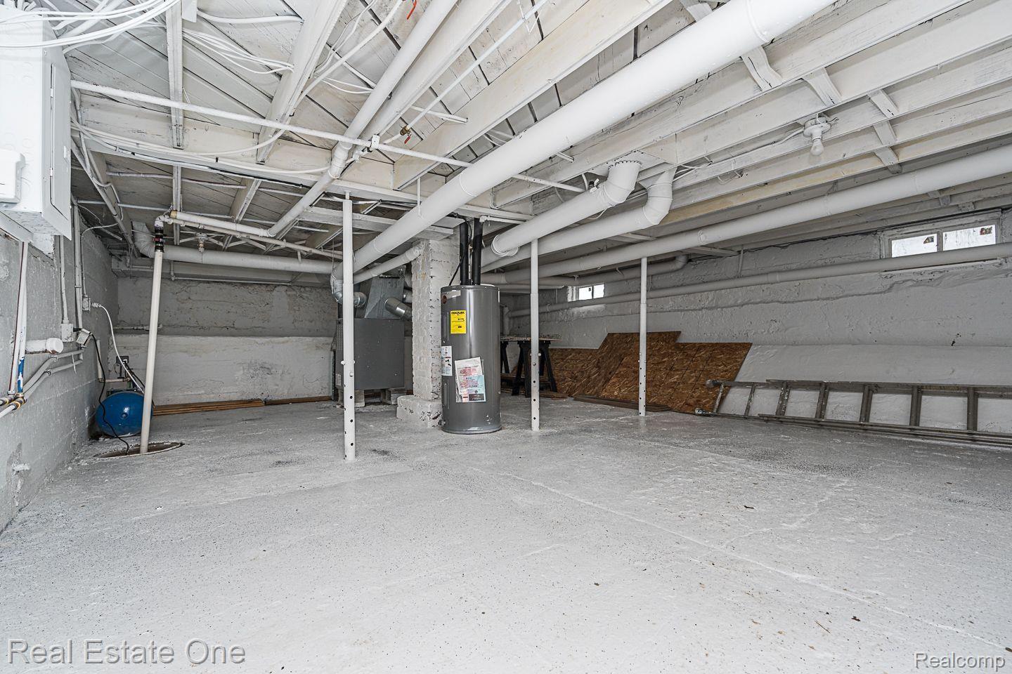 8522 Perry Road Atlas, MI 48411 - Photo 23 of 27 Super clean M