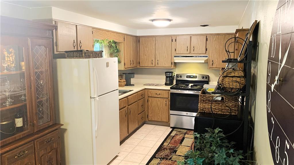 402 Sandy Hill Road Irwin, PA 15642 - Photo 8 of 28 Gallery Image 8