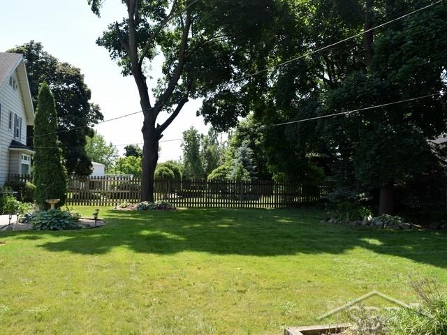 2204 Miller Road Flint, MI 48503 - Photo 24 of 25 50014994-23.JPG