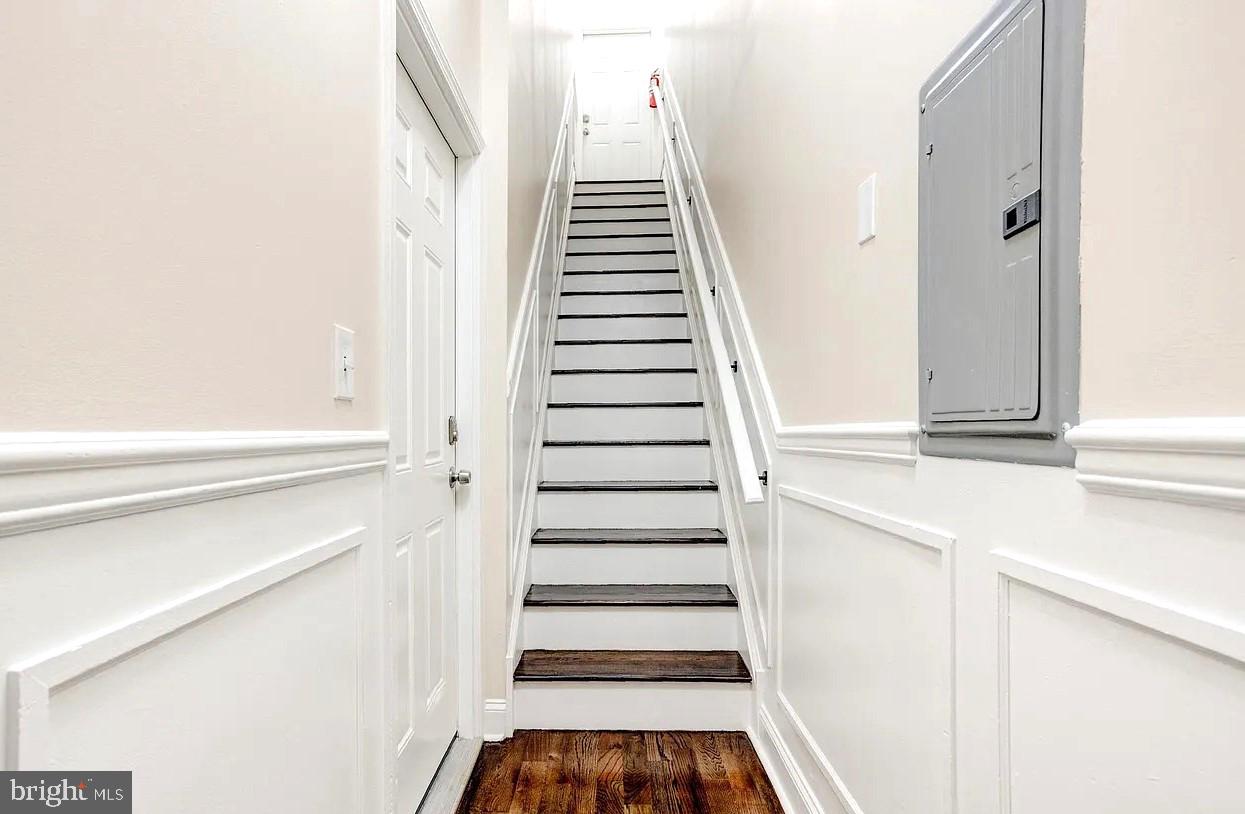 1315 North 19th Street, Unit A Philadelphia, PA 19121 - Photo 3 of 27