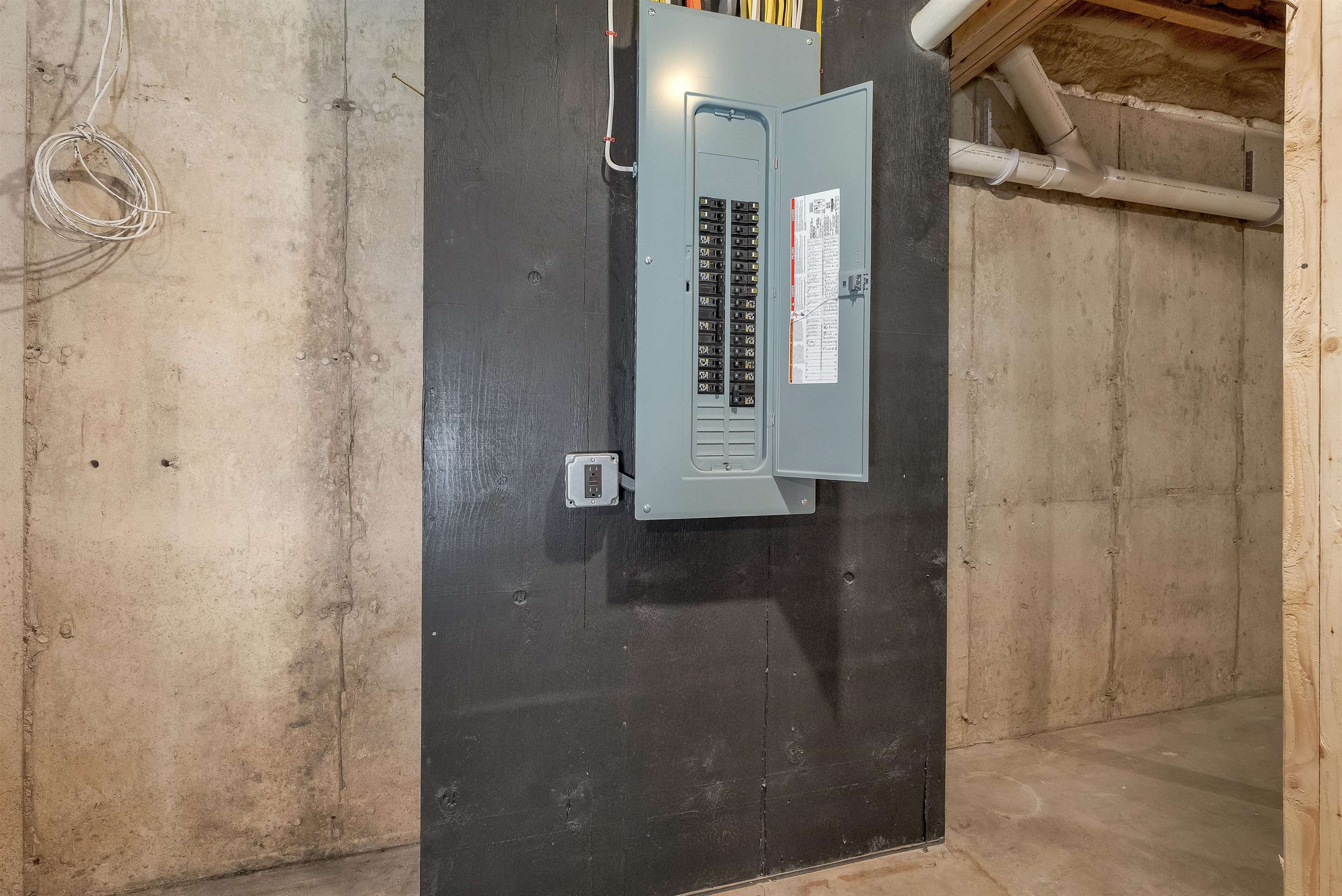 207 Pease Road Meredith, NH 03253 - Photo 48 of 60