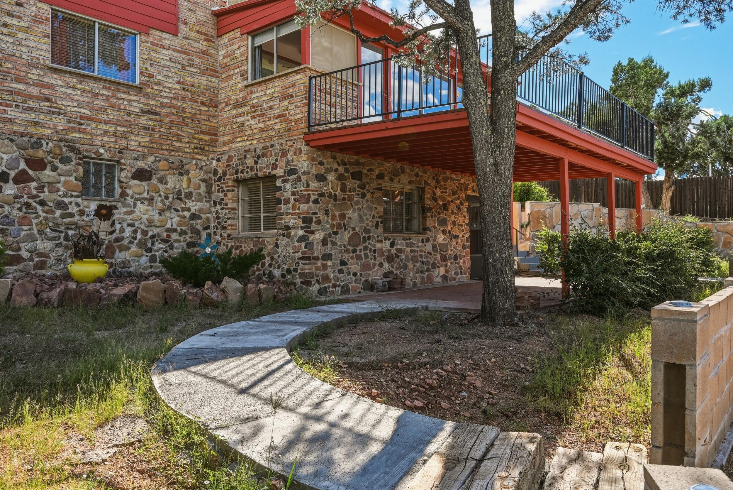 901 West Rim View Road Payson, AZ 85541 - Photo 6 of 59 Gallery Image 6